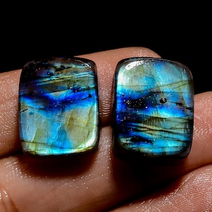 Paire de labradorite naturelle paire de pierres précieuses bleu feu Paire de labradorite Pierre, paire de labradorite cabochon cadeau pour elle (paires comme photo)