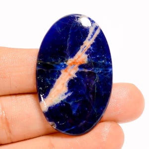 Ovale sodaliet-edelsteen: blauwe kristalsteen (40 x 25 x 5 mm, 36 karaat)