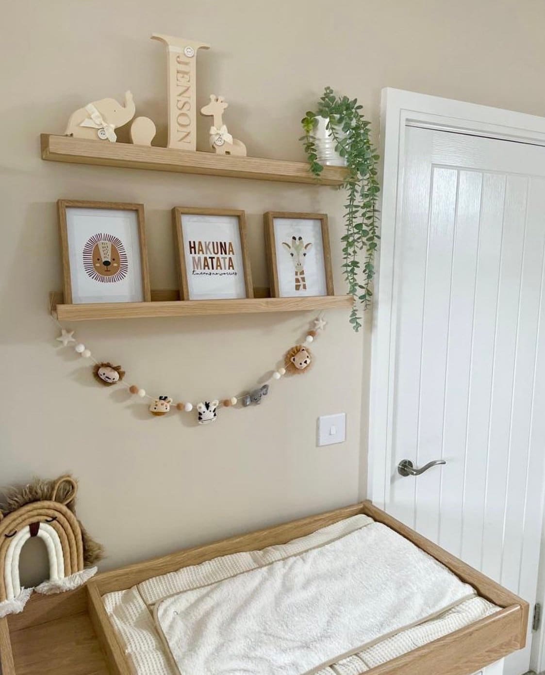 Beige baby best sale room
