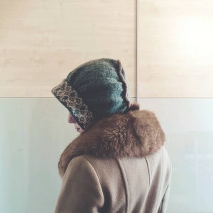 Isabee Bonnet - patrón de tejido estilo de la década de 1940 Dutch Bonnet