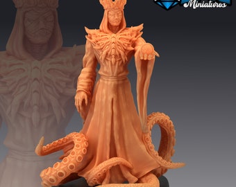 Hastur / Yellow Bishop / Yellow Cultist by Epic Miniatures | Sons of Midnight