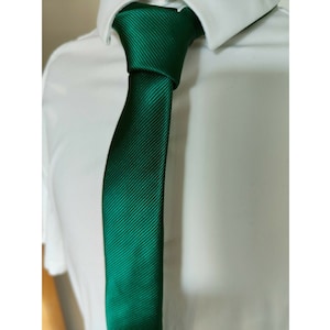 Men&#39;s Designer Jade Green Skinny Silk Tie