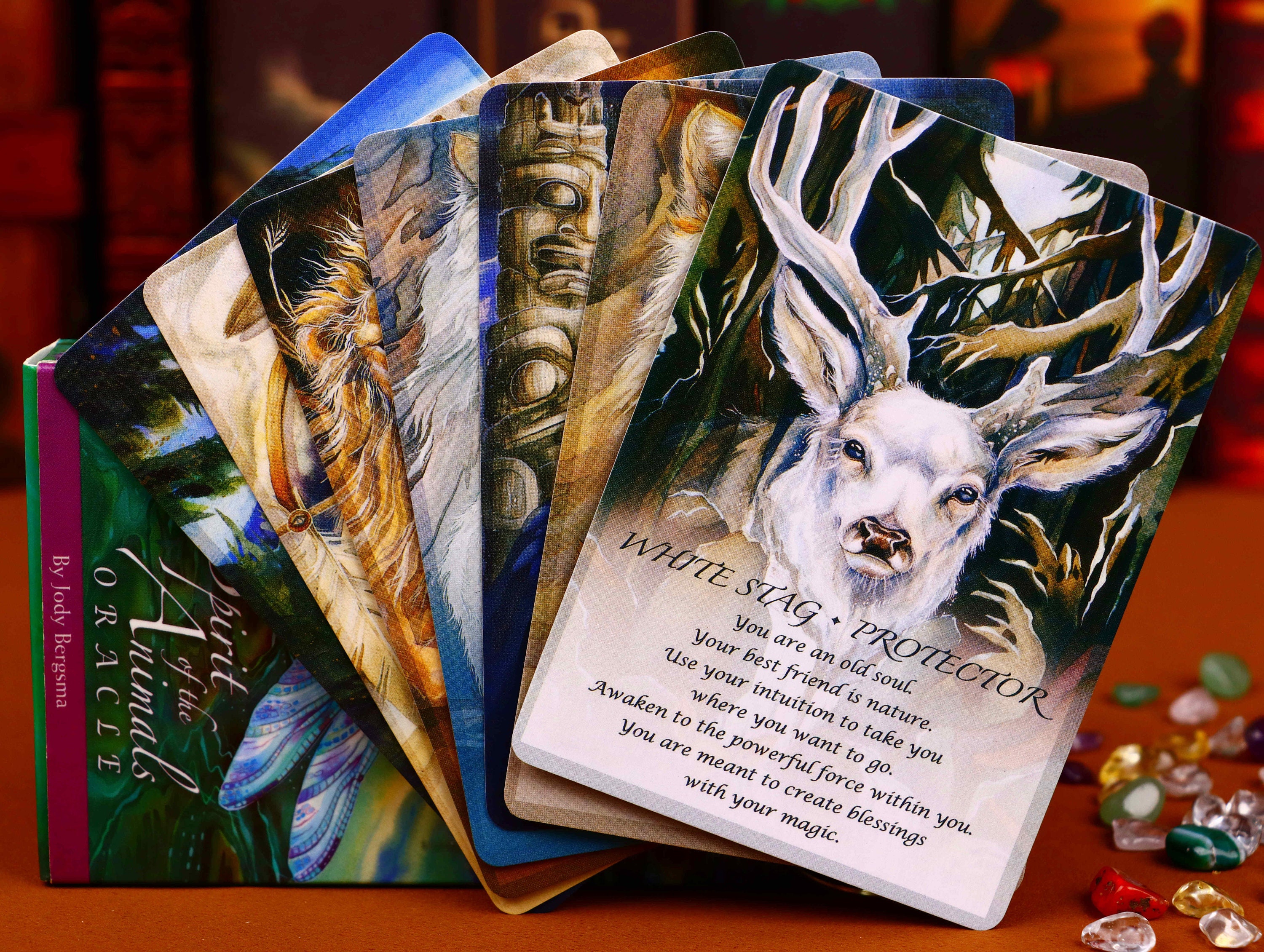 Spirit Animals Oracle Deck (Edition 2) - 96 Cards & Guidebook For Intuitive Guidance & Tarot