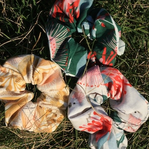 Australian Botanical Scrunchies: Cotton & Linen Blend
