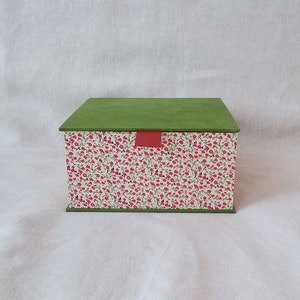 Cartón de arte, caja de almacenamiento decorativo, caja cuadrada, caja de cartón de papel artesanal, caja de joyas, caja de accesorios para el cabello.