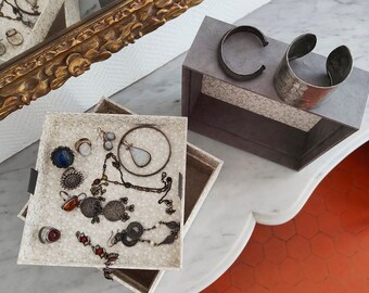 Decorative storage box, square box, box cardboard with Nepalese paper, jewelry box, hair accessories box,