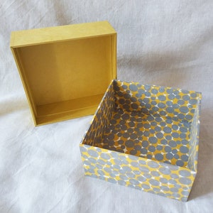 Cartonaje artístico, caja de almacenamiento decorativa, caja cuadrada, caja de papel hecha a mano, caja de joyería, caja de accesorios para el cabello.