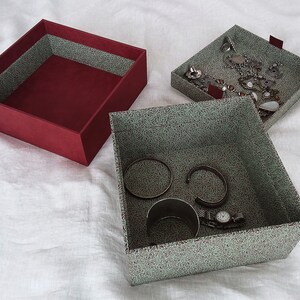 Decoratieve opbergdoos, vierkante doos, doos karton met Nepalees papier, sieradendoos, haaraccessoires doos,