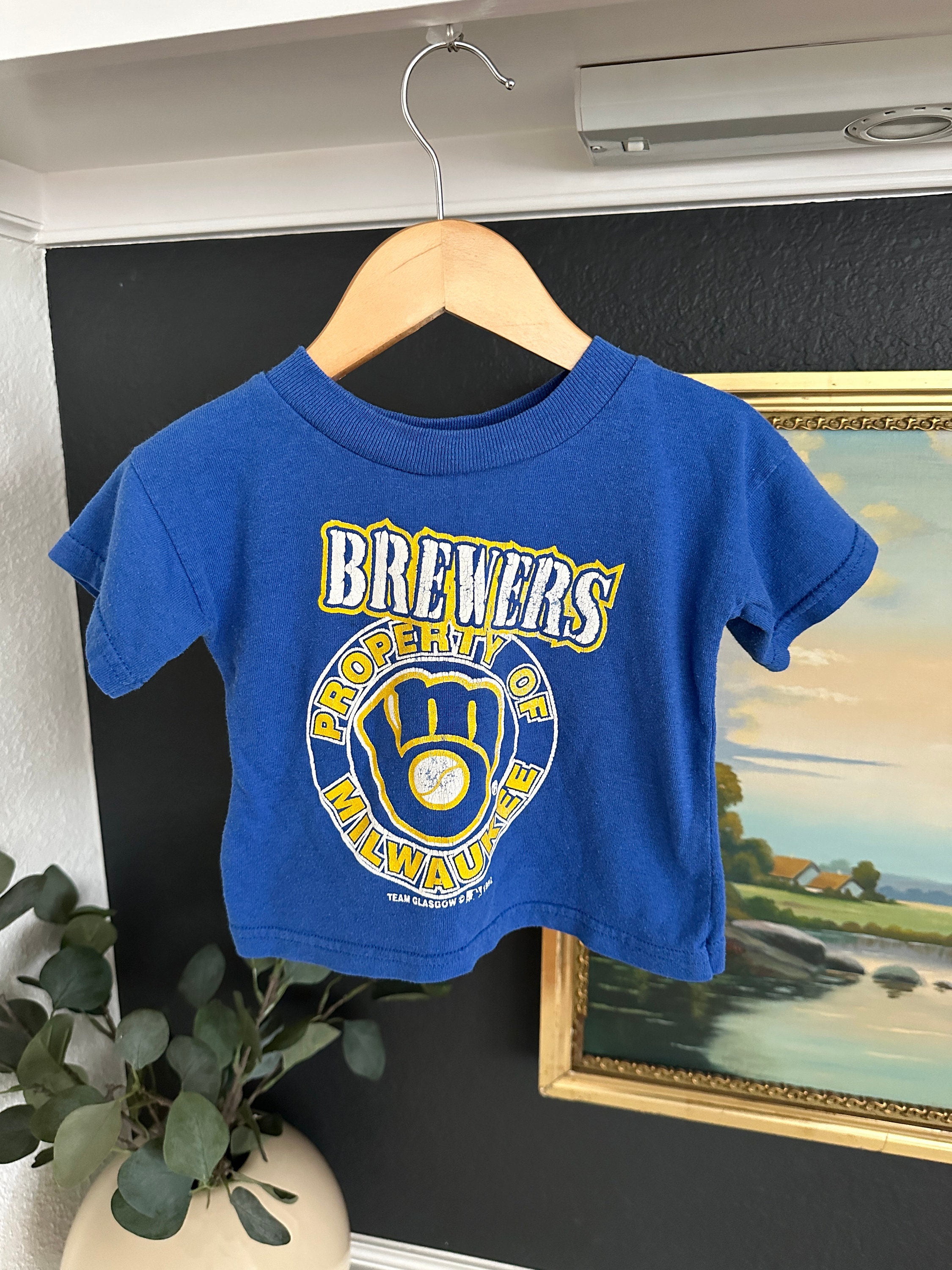 Vintage 1982 Milwaukee Brewers Baseball Tee – Electric West