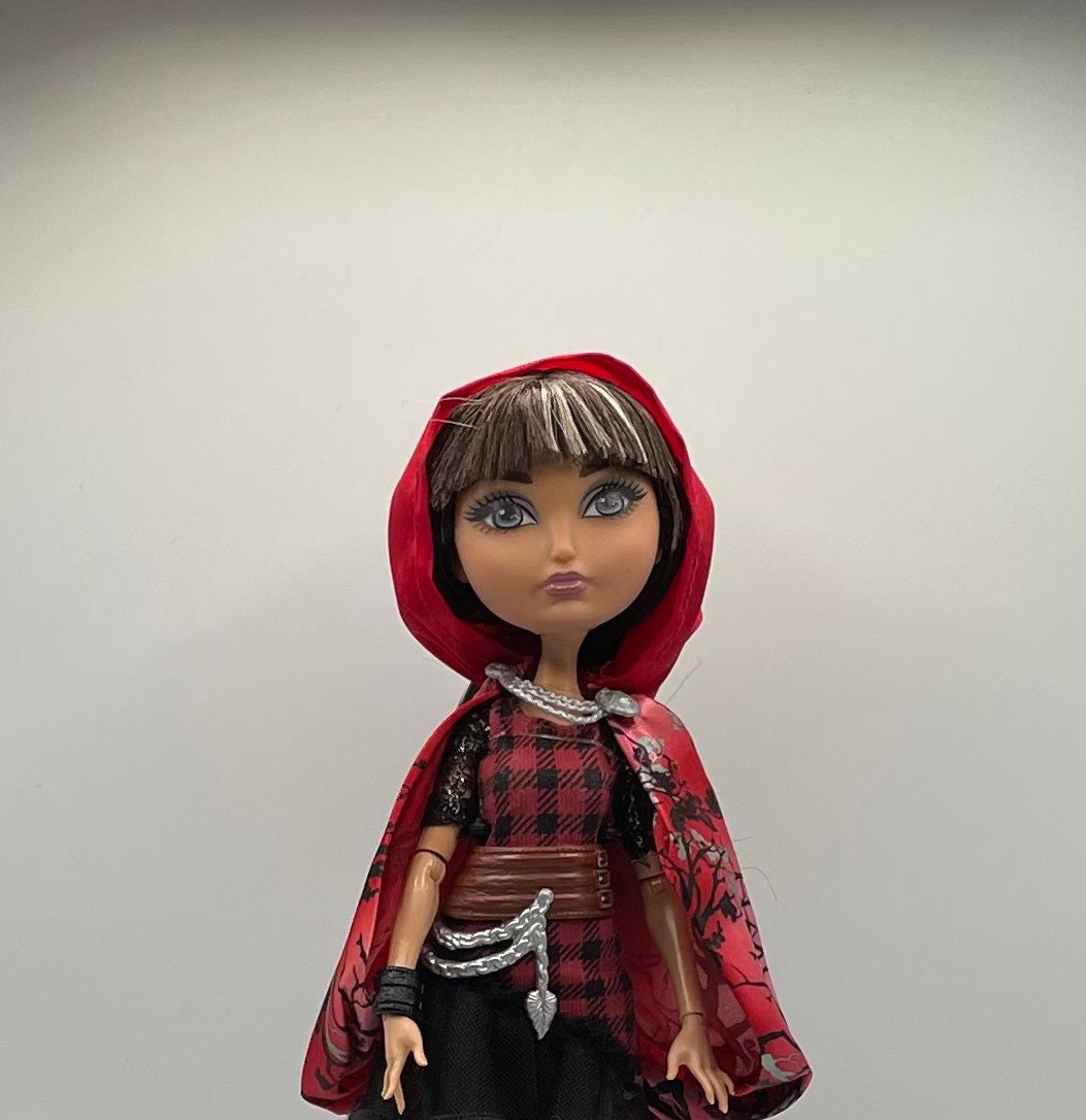 My toys,loves and fashions: Ever After High - SDCC Cerise Wolf !!!