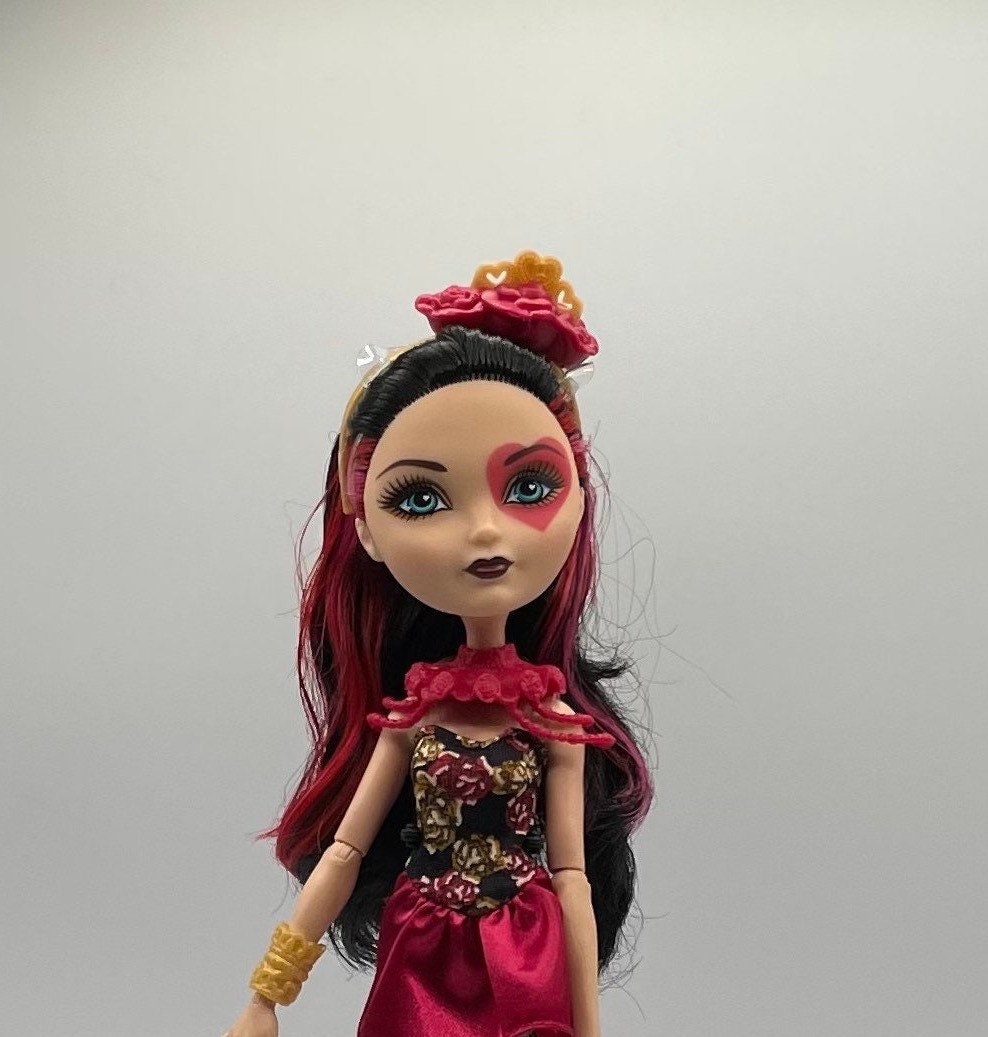 Ever After High - Lizzie Hearts