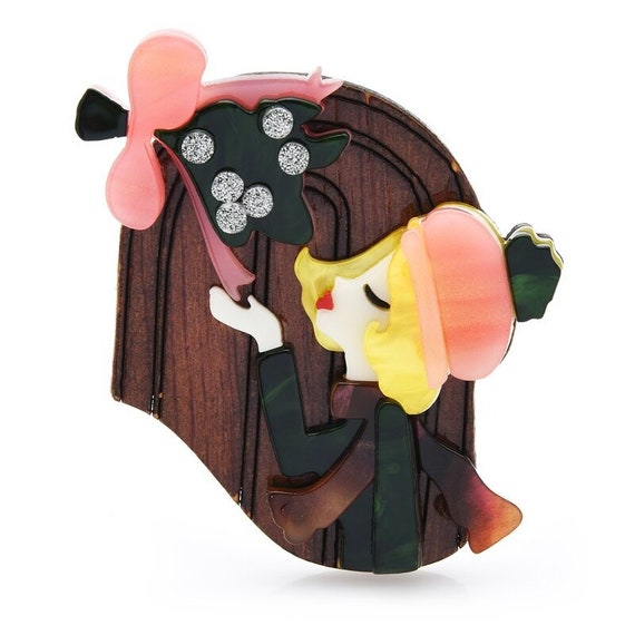 New Acrylic Pink Hair Hat Lady Brooches Lapel Pins for Women's Clothing  Cute Cartoon Girl Figure Badges Brooch Pin Jewelry Gift