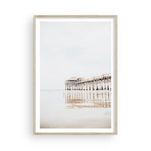 Stampa del molo di Cocoa Beach, decorazione murale della nonna costiera, foto minimalista beige, stampa d'arte con oceano neutro incorniciata, stampa artistica con decorazioni costiere