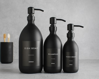 Bouteille en verre noir mat - Distributeur de savon coloré rechargeable avec pompe et étiquette en métal noir mat | Pour shampooing, après-shampoing, crème pour les mains