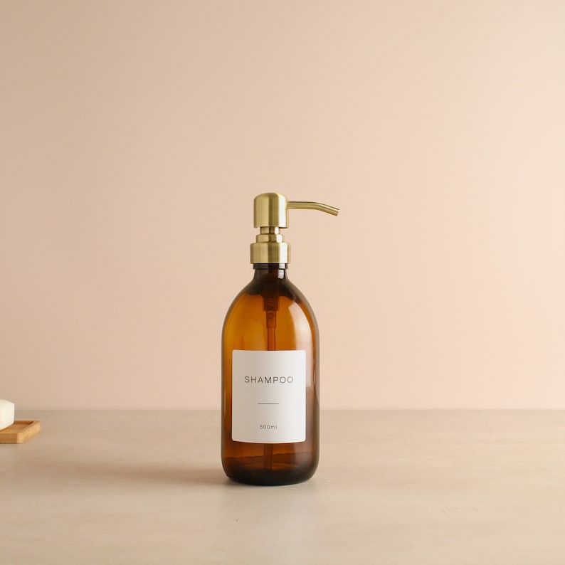 Braune Glasflasche Nachfüllbare Flasche mit Messing / Gold-Pumpspender und Etikett Für Shampoo, Handseife, Creme, Duschgel Wiederverwendung Bild 3