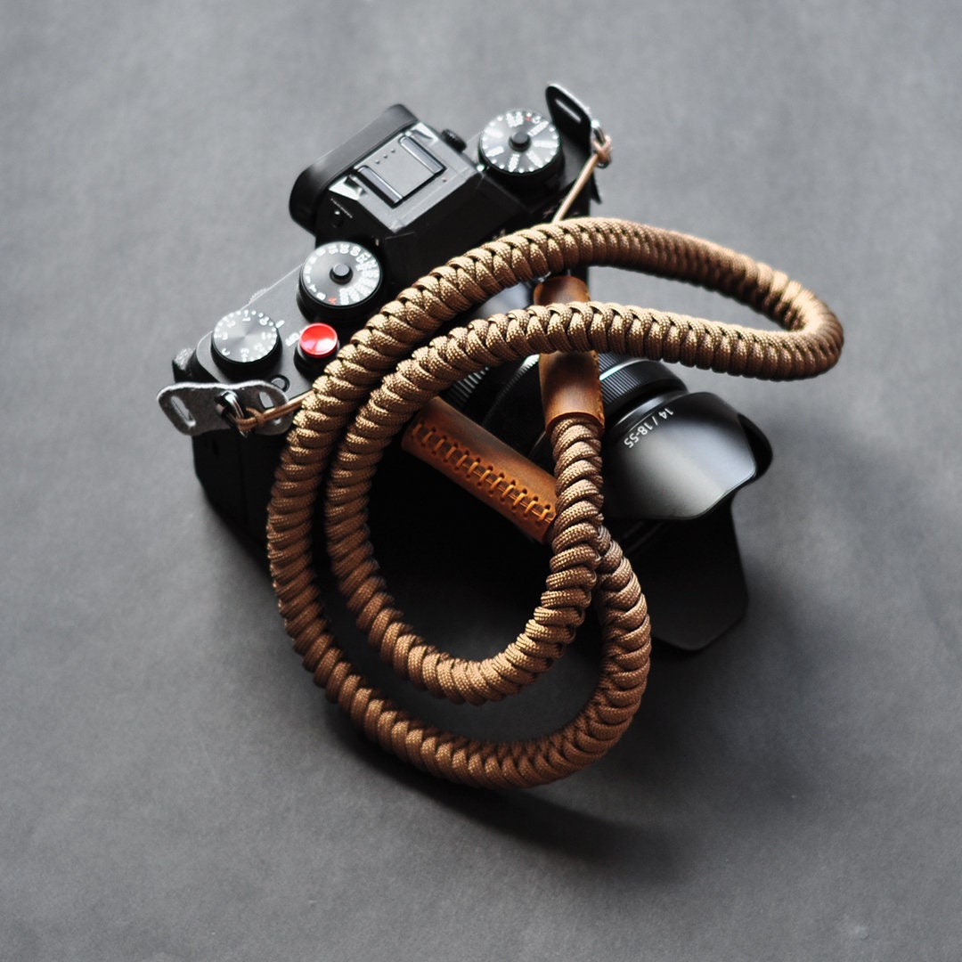 Paracord Camera Strap, Rope Strap,  Snake Knot, Leather detail, mirrorless camera, Nikon, Sony, Fujifilm, Canon