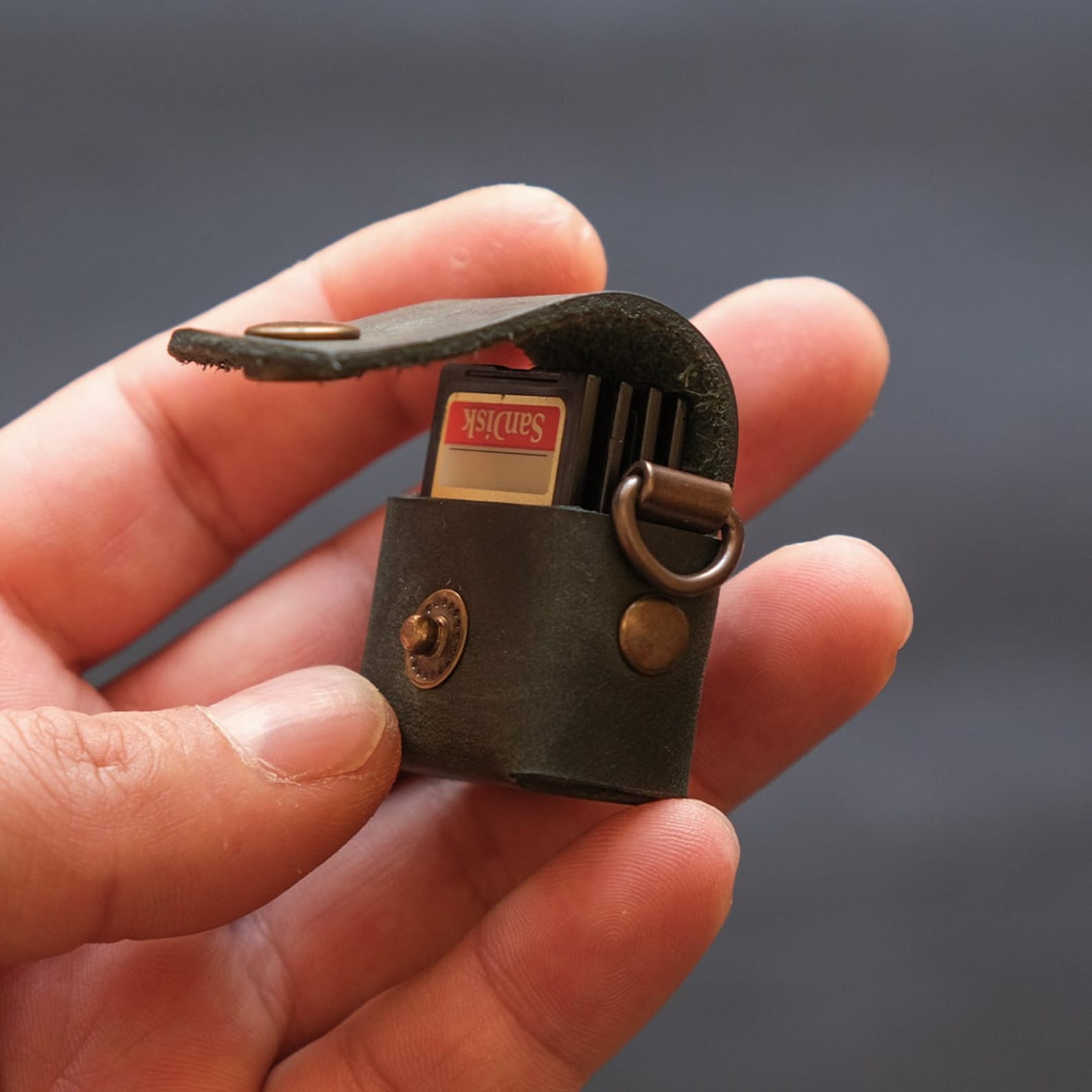 Porte-Clés Porte-Carte SD en Cuir aperçu 3