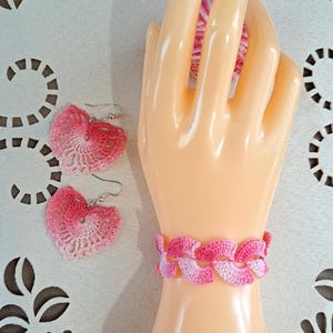 Set of crocheted earrings and bracelet Hamdnade lace jewelry Textile accessories, crochet patterns, gifts ideas