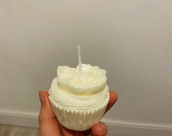 Vanilla scented rose cupcake candle