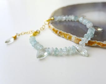 Aquamarine Bracelet handmade with natural gemstones, faceted marquise cut and silver plated gold closure, adjustable bracelet, genuine gems