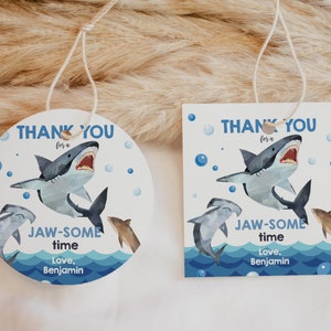サメの誕生日記念品タグ 海の生き物 ベビーシャワーギフトタグ 海中生物 プールパーティー サマーパーティー サンキュータグ 印刷可能 BS48 BT28