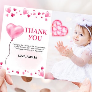 Cartão de agradecimento com foto de aniversário para o Dia dos Namorados, cartão de agradecimento para aniversariante, festa de dia dos namorados, balões com corações vermelhos e rosa para impressão BT92P