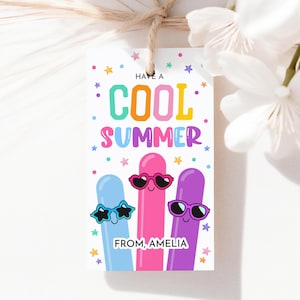 Een coole zomer cadeaukaartjes einde schooljaar cadeaus bevriezen pop ijs ijslolly bedankkaartje leraar klas leerling traktatietags afdrukbaar SU03P