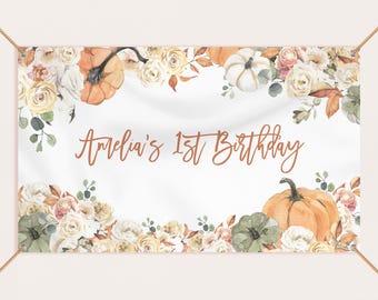 Onze kleine pompoen achtergrond banner jongen meisje eerste verjaardagsfeestje decor rustiek herfst herfst bladeren oranje pompoen fotohokje BEWERKBAAR AT16E