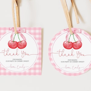 チェリーの誕生日記念品タグ チェリーオントップ 女の子用 ベビーシャワーギフトタグ コケット レッド ピンク リボン チェリー サンキュータグ スイート 印刷可能 BS95P AT34P