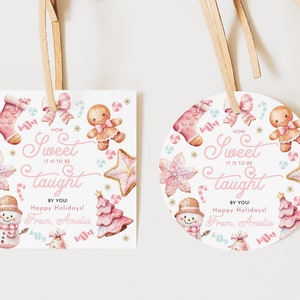 Etiquetas de regalo de cumpleaños con galletas navideñas, etiquetas de regalo para baby shower de invierno, etiquetas de agradecimiento para fiesta navideña de jengibre rosa para niña, etiquetas imprimibles AS07P AT21P