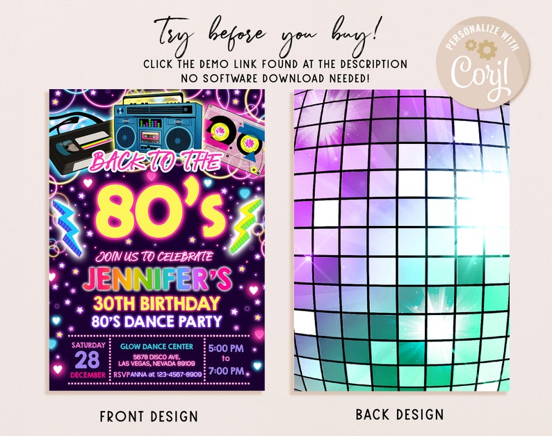 Pode incluir: Um convite roxo e preto com um design tem&aacute;tico dos anos 80 em rosa neon, amarelo e azul. O convite diz "De volta aos anos 80" e "30&ordm; anivers&aacute;rio de Jennifer - Festa de dan&ccedil;a dos anos 80". O verso do convite apresenta uma bola de discoteca colorida.