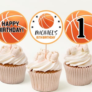 Basketbal verjaardag cupcake toppers jongen 3e verjaardag partij decor sportteam All Star Athletic It's Game Time dessertetiketten afdrukbare BT13W