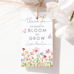 Merci de m'avoir aidé à m'épanouir et à grandir Étiquette cadeau de la semaine des enseignants, fleurs sauvages, papillon, étiquettes de faveur Fleurs florales imprimable TE01P