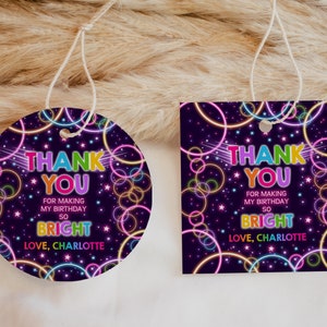 Étiquettes lumineuses pour cadeaux d'anniversaire, néon, autocollants laser de remerciement pour garçon fille, modèle imprimable BT45