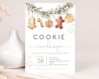 Puede incluir: Una invitación con temática navideña con ilustraciones de galletas de jengibre y vegetación. El texto dice "COOKIE exchange" e incluye detalles del evento para una fiesta de repostería navideña.