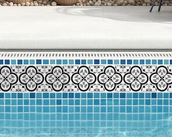 Azulejos de piscina de trébol blanco y negro: Azulejo con acento de línea de agua retro