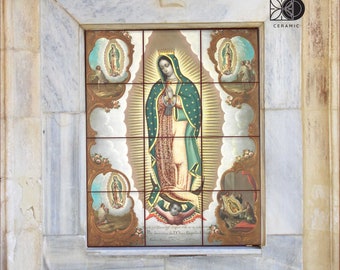 Maagd van Guadalupe tegels muurschildering, Mexicaanse icoon muurschildering, kapel keramische muurschildering van Maagd van Guadalupe