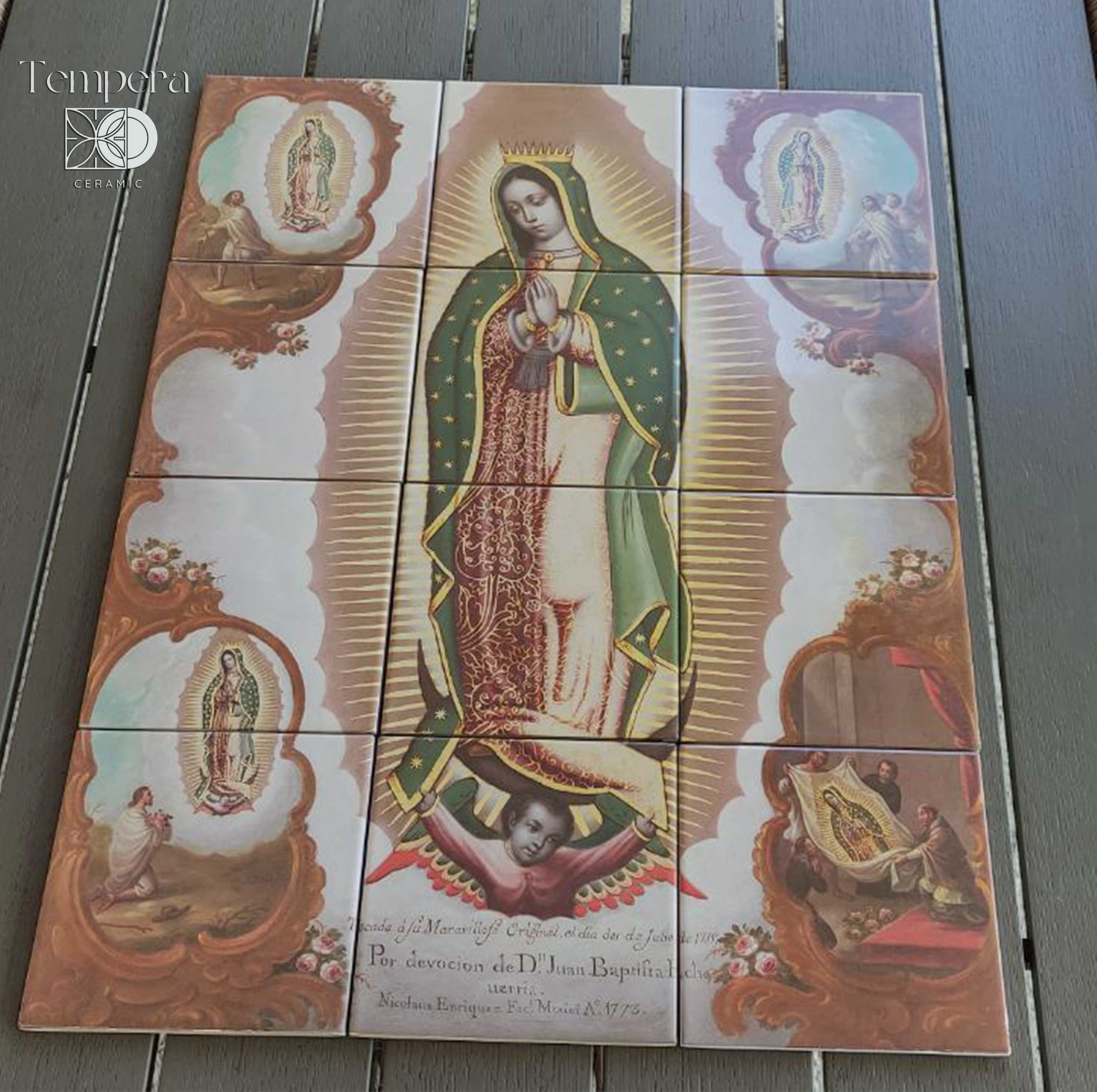 グアダルーペの聖母の陶製タイル壁画：メキシコの聖像礼拝堂アート 