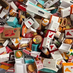 20-piece Foodie 2 Mini Brands Bundle - FREE SHIPPING & Includes 20 random Minis from the 2023 Foodie Series - Miniature Toys