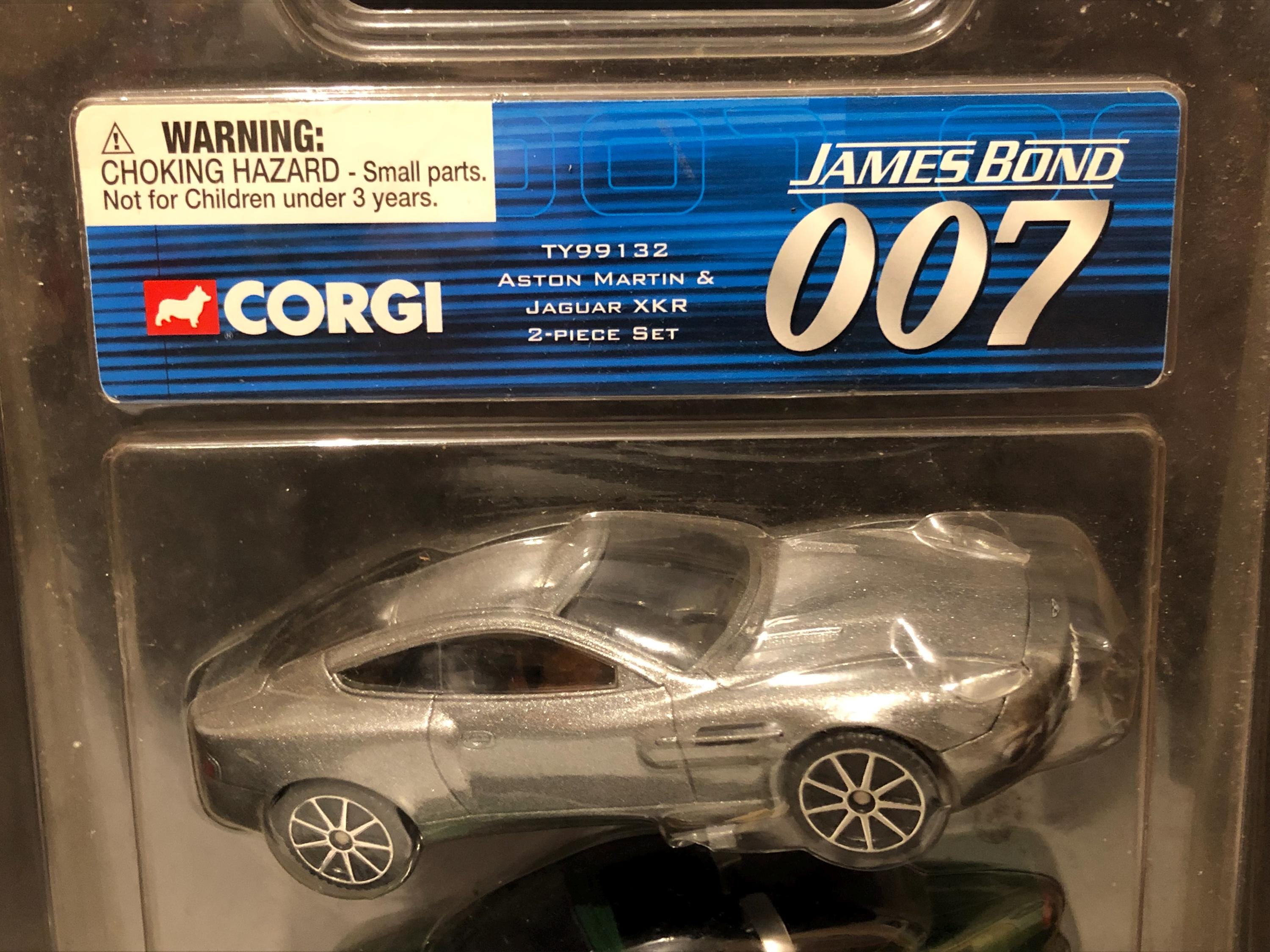 Corgi James Bond 007 Die Another Day Car Set: Aston Martin