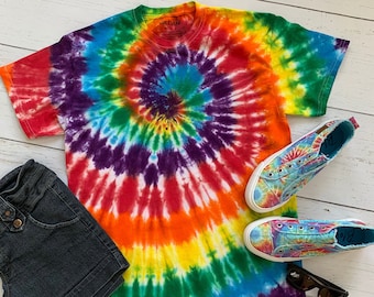 Rainbow tie dye shirt, Customizable Tie Dye Shirt, red tie dye shirt, blue tie dye shirt, green tie dye shirt, orange tie dye shirt
