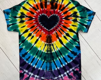 Buntes Regenbogen Herz Tie Dye Shirt, Erwachsene Tie Dye, Kinder Tie Dye, Anpassbare Tie Dye