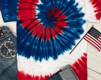 4th of July, Red, White, and Blue Tie Dye Shirt, Large Band Spirals.