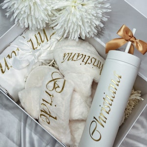 Bridesmaid Proposal Boxes, Magnetic Luxury Gift Box, Bridal Party Gift Box, Bride to be Box, Personalized Gift Box, Proposal Box Robe