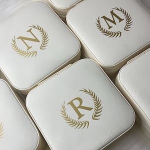 Bridesmaid gifts, Jewelry travel case, Personalized Jewelry box, Leather Jewelry Travel case, Proposal box Gift, Gift Box, Wedding Favours