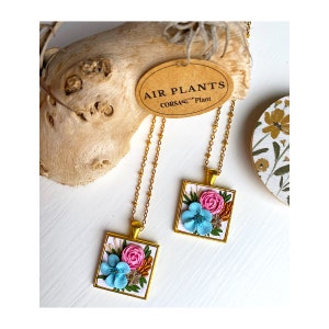 Handmade clay floral bouquet, Flower pendant, Botanical  necklace, polymer clay necklace, gold jewelry, fall season