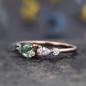 Vintage Moss Agate Ring Engagement Ring, Pear Cut Gems, Art Deco zircons Wedding Band,3 Stone Unique Women Bridal Promise Ring, Rose gold