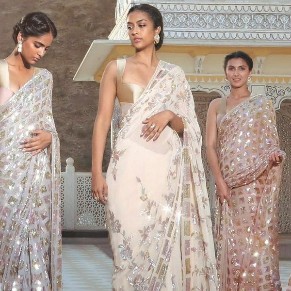 Énorme inspiré de Manish Malhotra, boîte et travail de séquence floral C Pallu, sari élégant super tendance pour un cocktail | COULEUR PÊCHE | RÉPLIQUE