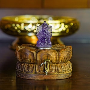 Amethyst Ganesha miniature Statue with Lotus Flower Altar/ box, hand carved in Bali. ( AGM 1 )