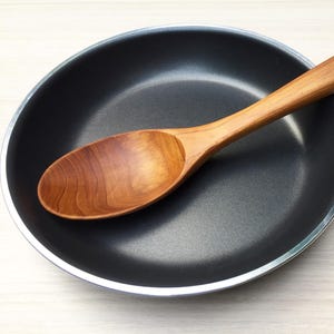 Cuchara de cocina de teca de 11.5", cuchara de cocina resistente, cuchara de madera resistente, cuchara de madera para servir, cuchara de cocina de madera natural